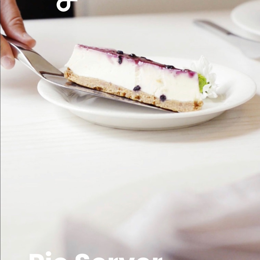 Pie server made by Magisso
